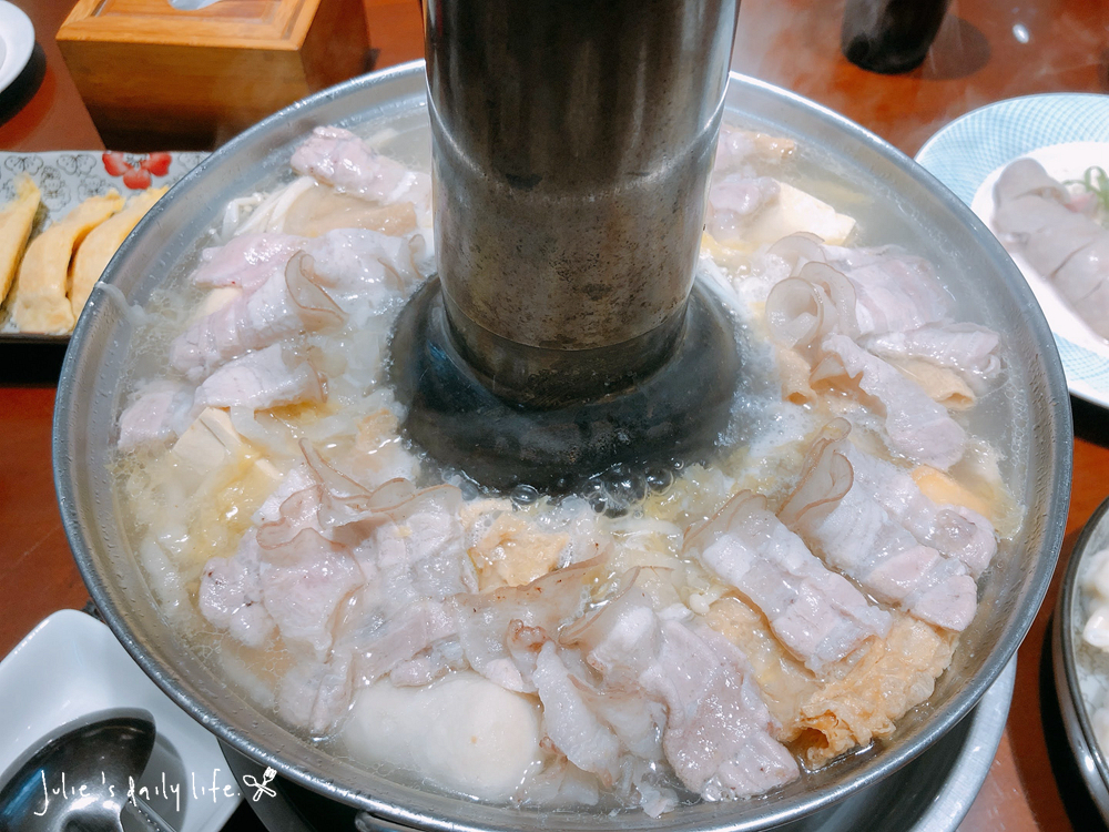 新竹 酸菜白肉鍋-老瀋陽酸白菜火鍋-套餐、內用、外帶
