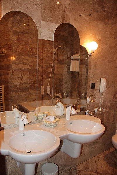 2011,2011捷克,7.8,CESKY,KURMLOV,倫敦,國外旅遊,土耳其,大阪,宜蘭,居酒屋,捷克,旅遊,早午餐,板橋,法國,美食,自由行,超美的克魯姆諾夫part3 @跟著Julie一起走吧 2011,2011捷克,7.8,CESKY,KURMLOV,倫敦,國外旅遊,土耳其,大阪,宜蘭,居酒屋,捷克,旅遊,早午餐,板橋,法國,美食,自由行,超美的克魯姆諾夫part3 @跟著Julie一起走吧