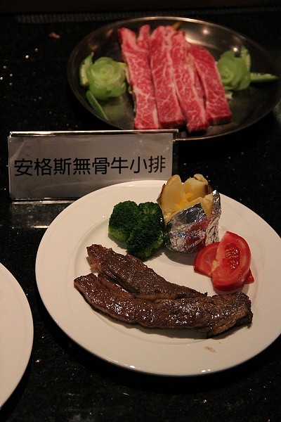 URGO開幕慶美國犇牛試吃體驗,中秋烤肉節買肉的好所在,倫敦,土耳其,大阪,宜蘭,居酒屋,捷克,旅遊,早午餐,板橋,法國,美味食記,美食,自由行,西餐,試吃 @跟著Julie一起走吧 URGO開幕慶美國犇牛試吃體驗,中秋烤肉節買肉的好所在,倫敦,土耳其,大阪,宜蘭,居酒屋,捷克,旅遊,早午餐,板橋,法國,美味食記,美食,自由行,西餐,試吃 @跟著Julie一起走吧