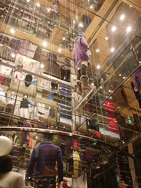 2010.10月大阪出差全記錄,laduree 大阪,uniqlo 大阪 旗艦店,uniqlo 心齋橋,代購的商品,便利商店等等,倫敦,國外旅遊,土耳其,大阪,大阪 代購,大阪uniqlo旗艦店,大阪亂亂買,大阪代購,大阪吃喝玩樂,宜蘭,居酒屋,心齋橋,心齋橋 uniqlo,心齋橋的UNIQLO旗艦店,捷克,旅遊,早午餐,板橋,法國,美食,自由行 @跟著Julie一起走吧 2010.10月大阪出差全記錄,laduree 大阪,uniqlo 大阪 旗艦店,uniqlo 心齋橋,代購的商品,便利商店等等,倫敦,國外旅遊,土耳其,大阪,大阪 代購,大阪uniqlo旗艦店,大阪亂亂買,大阪代購,大阪吃喝玩樂,宜蘭,居酒屋,心齋橋,心齋橋 uniqlo,心齋橋的UNIQLO旗艦店,捷克,旅遊,早午餐,板橋,法國,美食,自由行 @跟著Julie一起走吧