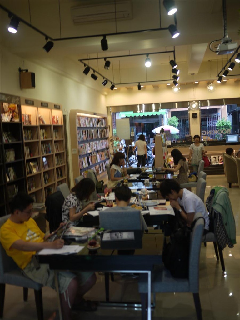 2010高雄,7.10,Booking,倫敦,南部,國內旅遊,土耳其,大阪,宜蘭,居酒屋,捷克,旅遊,早午餐,板橋,法國,美食,自由行,鹽埕埔區一間很特別的租書店 @跟著Julie一起走吧 2010高雄,7.10,Booking,倫敦,南部,國內旅遊,土耳其,大阪,宜蘭,居酒屋,捷克,旅遊,早午餐,板橋,法國,美食,自由行,鹽埕埔區一間很特別的租書店 @跟著Julie一起走吧