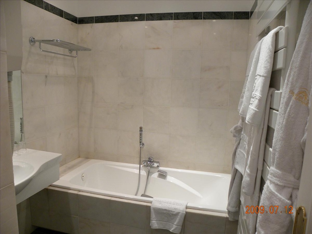 2009法國,7.12,倫敦,前進住宿城堡,包含城堡晚餐,國外旅遊,土耳其,大阪,宜蘭,居酒屋,捷克,旅遊,早午餐,板橋,法國,美食,自由行,路過香堡 @跟著Julie一起走吧 2009法國,7.12,倫敦,前進住宿城堡,包含城堡晚餐,國外旅遊,土耳其,大阪,宜蘭,居酒屋,捷克,旅遊,早午餐,板橋,法國,美食,自由行,路過香堡 @跟著Julie一起走吧