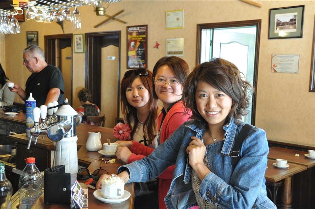 2009法國,7.11,倫敦,國外旅遊,土耳其,大阪,宜蘭,居酒屋,捷克,旅遊,早午餐,板橋,法國,經過Lanouaille小鎮,美食,自由行 @跟著Julie一起走吧 2009法國,7.11,倫敦,國外旅遊,土耳其,大阪,宜蘭,居酒屋,捷克,旅遊,早午餐,板橋,法國,經過Lanouaille小鎮,美食,自由行 @跟著Julie一起走吧