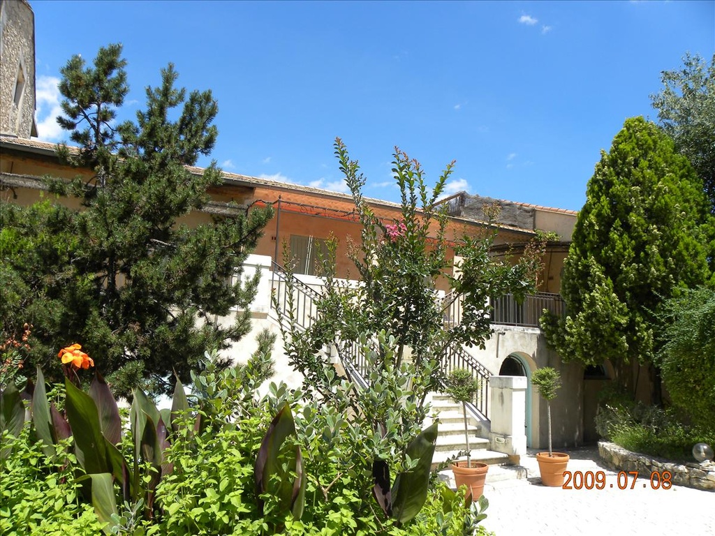 2009法國,亞維農東南方的米奇林一星級餐廳,倫敦,國外旅遊,土耳其,大阪,宜蘭,居酒屋,捷克,旅遊,早午餐,板橋,法國,美食,美食篇,自由行 @跟著Julie一起走吧 2009法國,亞維農東南方的米奇林一星級餐廳,倫敦,國外旅遊,土耳其,大阪,宜蘭,居酒屋,捷克,旅遊,早午餐,板橋,法國,美食,美食篇,自由行 @跟著Julie一起走吧