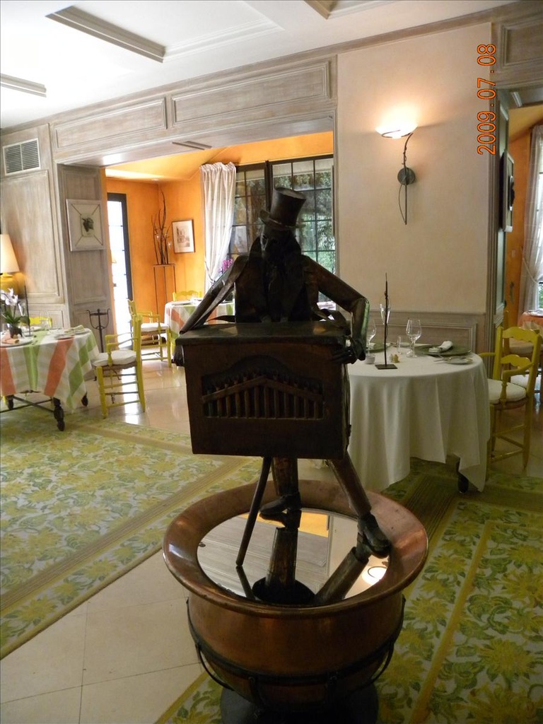 2009法國,亞維農東南方的米奇林一星級餐廳,倫敦,國外旅遊,土耳其,大阪,宜蘭,居酒屋,捷克,旅遊,早午餐,板橋,法國,美食,美食篇,自由行 @跟著Julie一起走吧 2009法國,亞維農東南方的米奇林一星級餐廳,倫敦,國外旅遊,土耳其,大阪,宜蘭,居酒屋,捷克,旅遊,早午餐,板橋,法國,美食,美食篇,自由行 @跟著Julie一起走吧