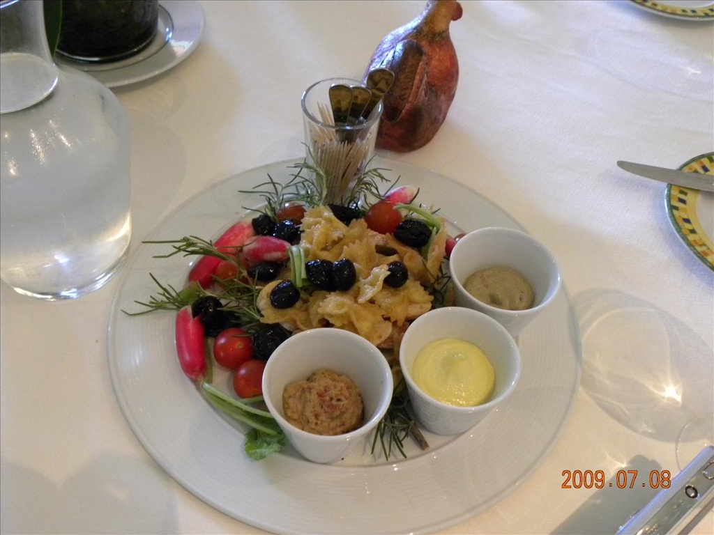 2009法國,亞維農東南方的米奇林一星級餐廳,倫敦,國外旅遊,土耳其,大阪,宜蘭,居酒屋,捷克,旅遊,早午餐,板橋,法國,美食,美食篇,自由行 @跟著Julie一起走吧 2009法國,亞維農東南方的米奇林一星級餐廳,倫敦,國外旅遊,土耳其,大阪,宜蘭,居酒屋,捷克,旅遊,早午餐,板橋,法國,美食,美食篇,自由行 @跟著Julie一起走吧