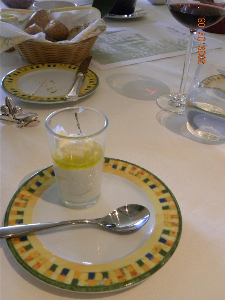 2009法國,亞維農東南方的米奇林一星級餐廳,倫敦,國外旅遊,土耳其,大阪,宜蘭,居酒屋,捷克,旅遊,早午餐,板橋,法國,美食,美食篇,自由行 @跟著Julie一起走吧 2009法國,亞維農東南方的米奇林一星級餐廳,倫敦,國外旅遊,土耳其,大阪,宜蘭,居酒屋,捷克,旅遊,早午餐,板橋,法國,美食,美食篇,自由行 @跟著Julie一起走吧