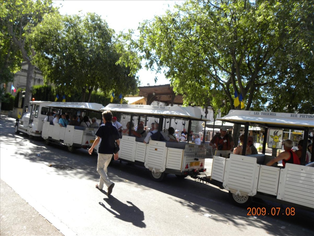 .梵谷迷的朝聖之地,2009法國,7.8,Arles,亞耳,倫敦,國外旅遊,圖多,土耳其,大阪,宜蘭,居酒屋,已完成,捷克,文長,旅遊,早午餐,板橋,法國,美食,自由行 @跟著Julie一起走吧 .梵谷迷的朝聖之地,2009法國,7.8,Arles,亞耳,倫敦,國外旅遊,圖多,土耳其,大阪,宜蘭,居酒屋,已完成,捷克,文長,旅遊,早午餐,板橋,法國,美食,自由行 @跟著Julie一起走吧