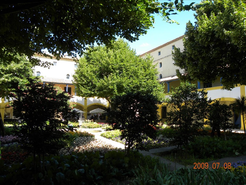 .梵谷迷的朝聖之地,2009法國,7.8,Arles,亞耳,倫敦,國外旅遊,圖多,土耳其,大阪,宜蘭,居酒屋,已完成,捷克,文長,旅遊,早午餐,板橋,法國,美食,自由行 @跟著Julie一起走吧 .梵谷迷的朝聖之地,2009法國,7.8,Arles,亞耳,倫敦,國外旅遊,圖多,土耳其,大阪,宜蘭,居酒屋,已完成,捷克,文長,旅遊,早午餐,板橋,法國,美食,自由行 @跟著Julie一起走吧