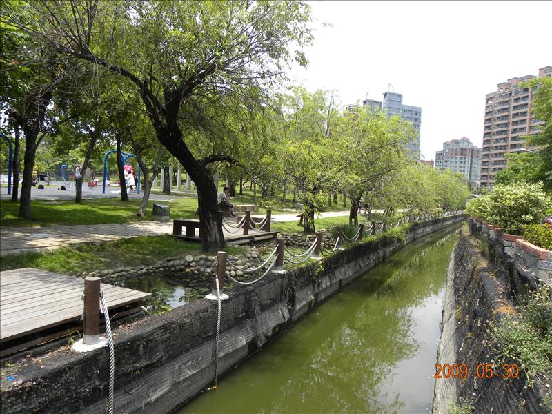 2009.5.30,倫敦,南部,原生植物園,國內旅遊,土耳其,大阪,宜蘭,居酒屋,捷克,旅遊,早午餐,板橋,法國,美食,自由行,蓮池潭,高雄趴趴走 @跟著Julie一起走吧 2009.5.30,倫敦,南部,原生植物園,國內旅遊,土耳其,大阪,宜蘭,居酒屋,捷克,旅遊,早午餐,板橋,法國,美食,自由行,蓮池潭,高雄趴趴走 @跟著Julie一起走吧