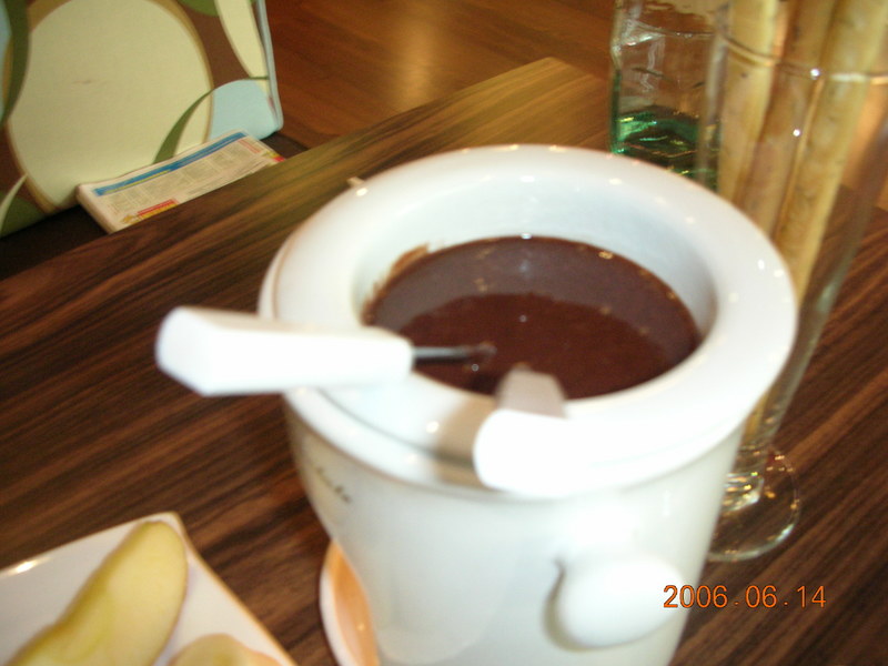 .,always巧克力ㄉ愛巧克之行,下午茶,倫敦,土耳其,大阪,宜蘭,居酒屋,捷克,旅遊,早午餐,板橋,法國,甜點,美味食記,美食,自由行 @跟著Julie一起走吧 .,always巧克力ㄉ愛巧克之行,下午茶,倫敦,土耳其,大阪,宜蘭,居酒屋,捷克,旅遊,早午餐,板橋,法國,甜點,美味食記,美食,自由行 @跟著Julie一起走吧